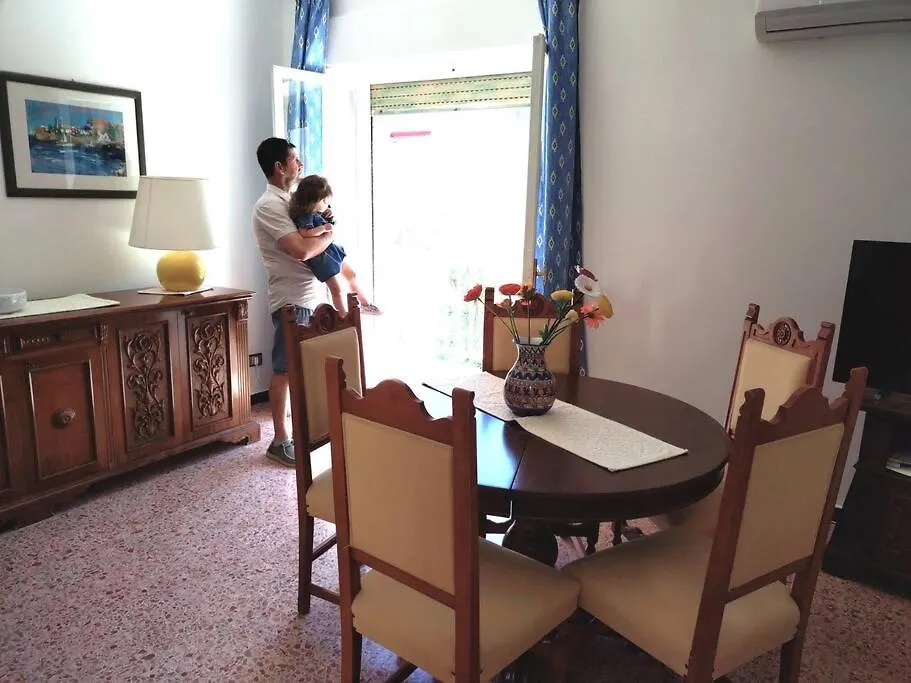 Casa Sissi - Comfort In Centro Ad Alghero, 2 Camere, 2 Bagni 0*, Alghero