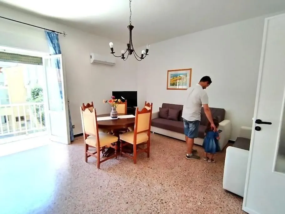 Casa Sissi - Comfort In Centro Ad Alghero, 2 Camere, 2 Bagni