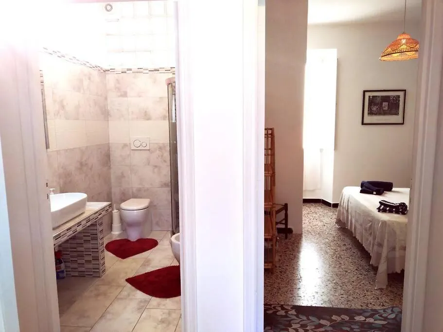Casa Sissi - Comfort In Centro Ad Alghero, 2 Camere, 2 Bagni Italy