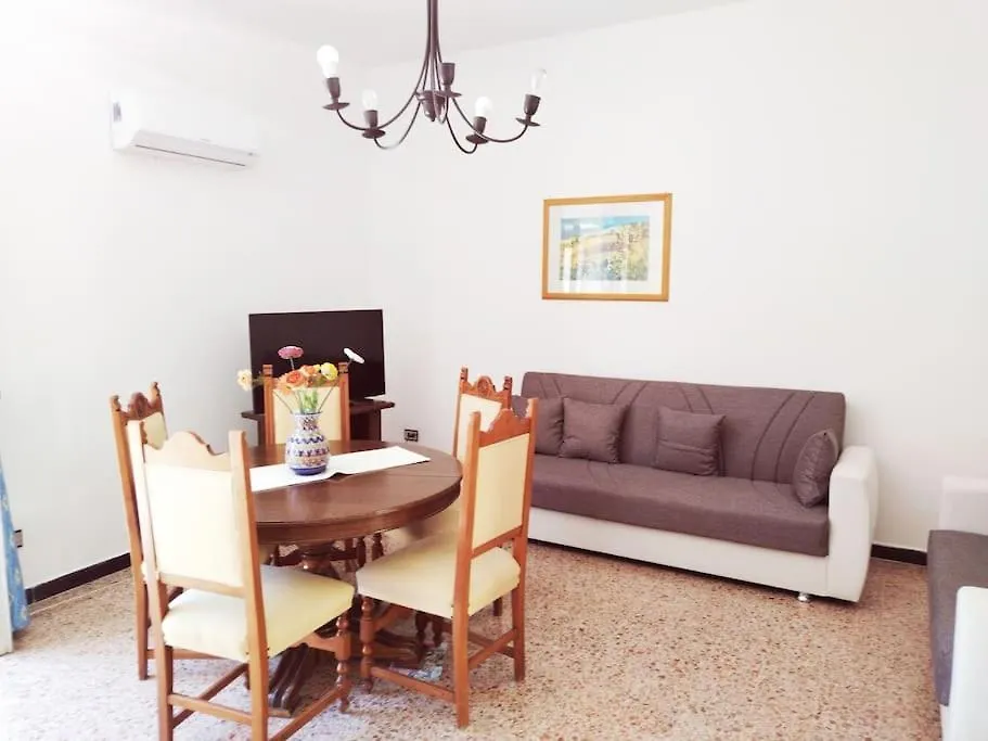 Apartment Casa Sissi - Comfort In Centro Ad Alghero, 2 Camere, 2 Bagni