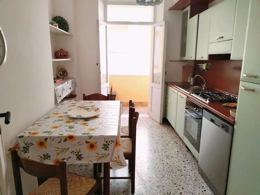 Casa Sissi - Comfort In Centro Ad Alghero, 2 Camere, 2 Bagni Italy