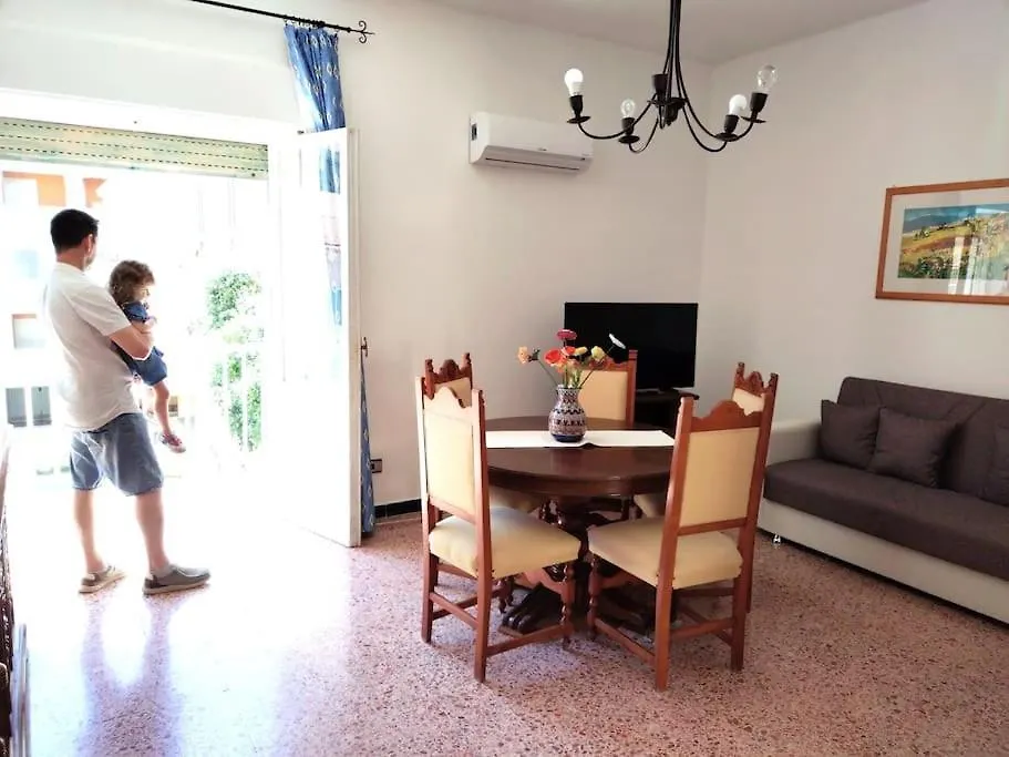 Casa Sissi - Comfort In Centro Ad Alghero, 2 Camere, 2 Bagni 0*, אלגהרו